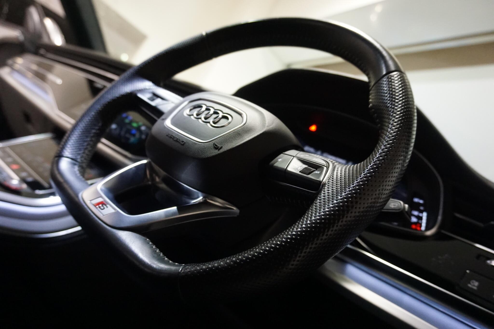 Audi SQ8 4.0 TDI V8 SUV 5dr Diesel Tiptronic quattro Euro 6 (s/s) (435 ps)